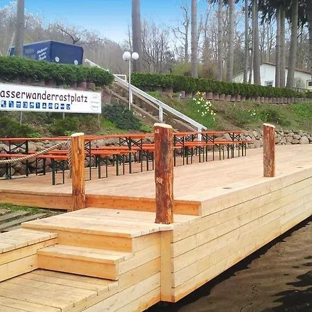 Ferienhaus Vieting Direkt Am Eldeufer In Parchim